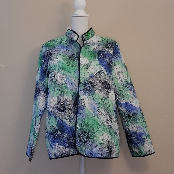 Jackets & Blazers - 🌟 3 for $15 Deal! 🌟Blue green white black quilted jacket